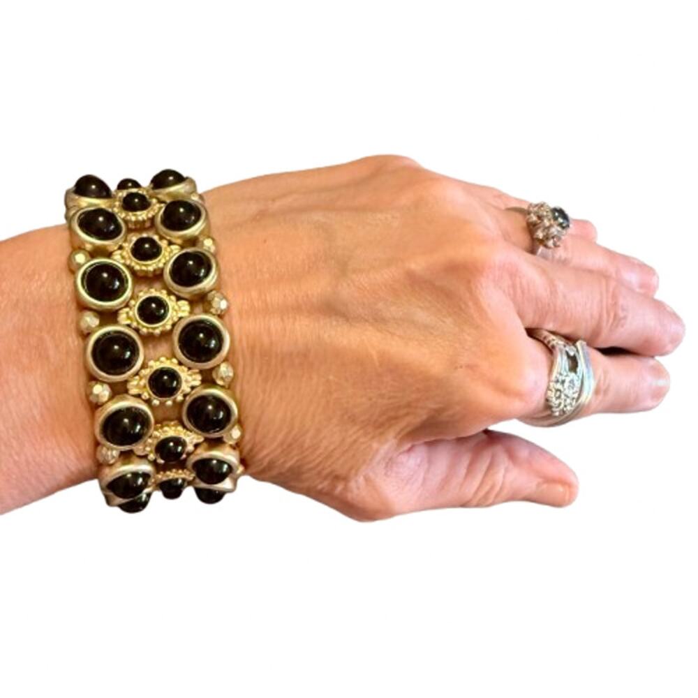 Vintage Roxanne Assoulin Gold Tone Black Cabochon Bracelet